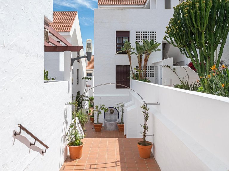 Apartment for Sale in Costa del Sol Nueva Andalucía, Malaga 33