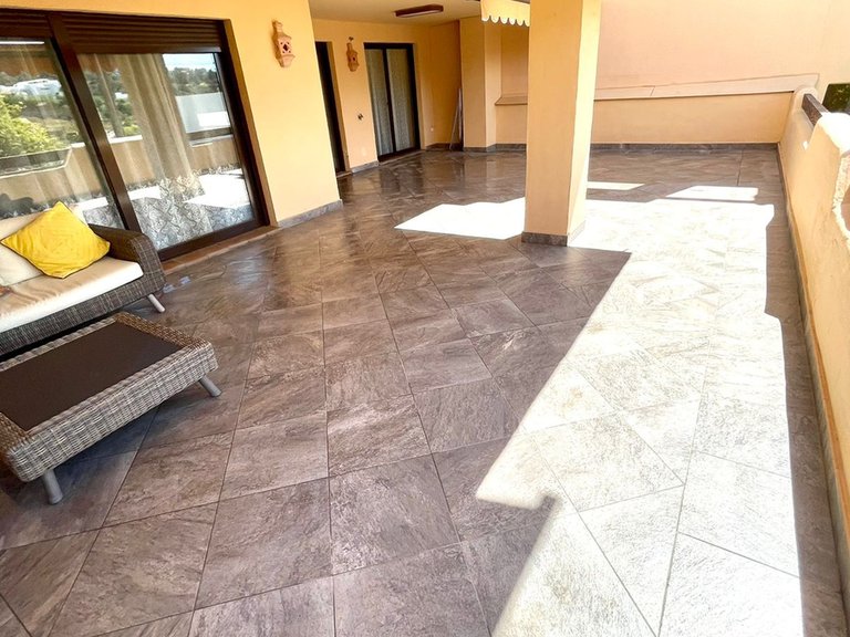 Apartment for Sale in Benahavís, Malaga 20