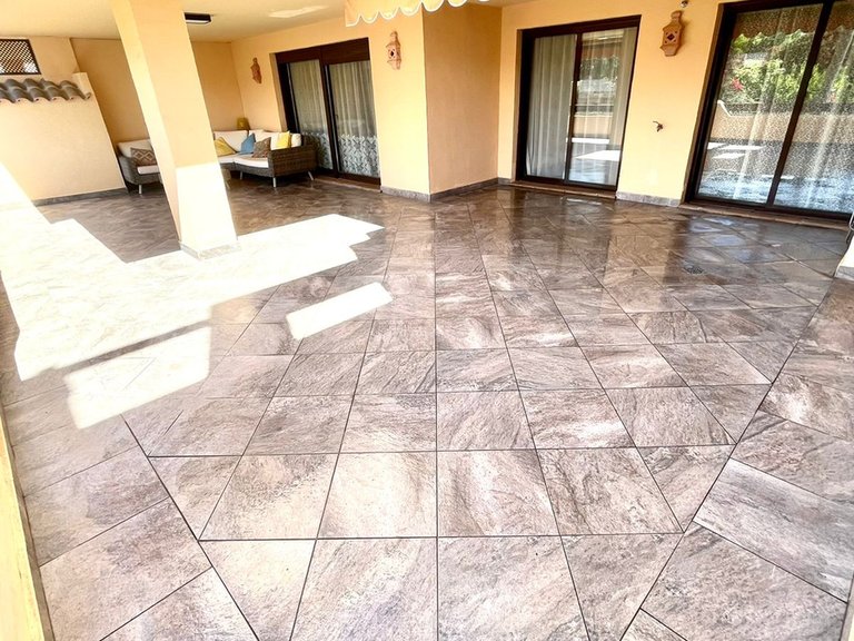 Apartment for Sale in Benahavís, Malaga 22
