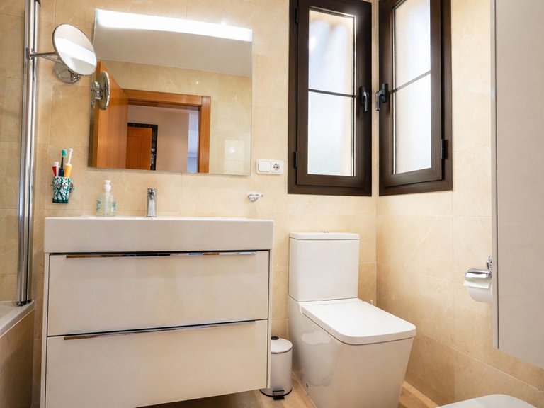 Apartment for Sale in Los Arqueros, Malaga 10