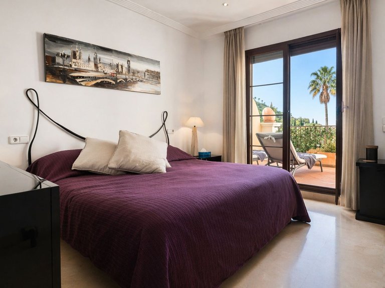 Apartment for Sale in Los Arqueros, Malaga 18