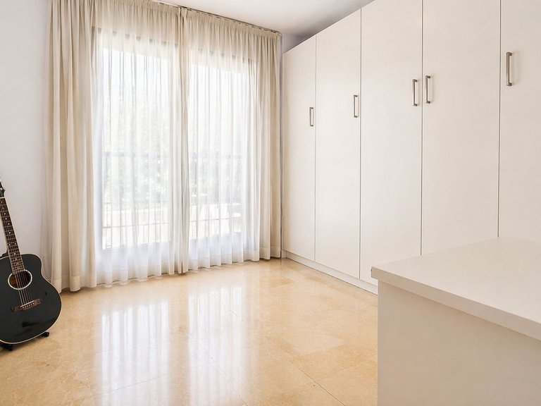 Apartment for Sale in Los Arqueros, Malaga 22