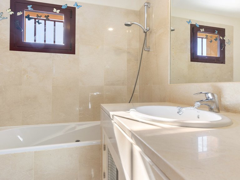 Apartment for Sale in Manilva, Malaga 19