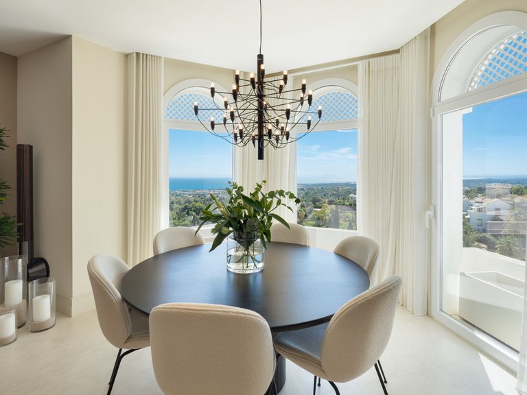 Apartment for Sale in The Golden Mile, Malaga 8
