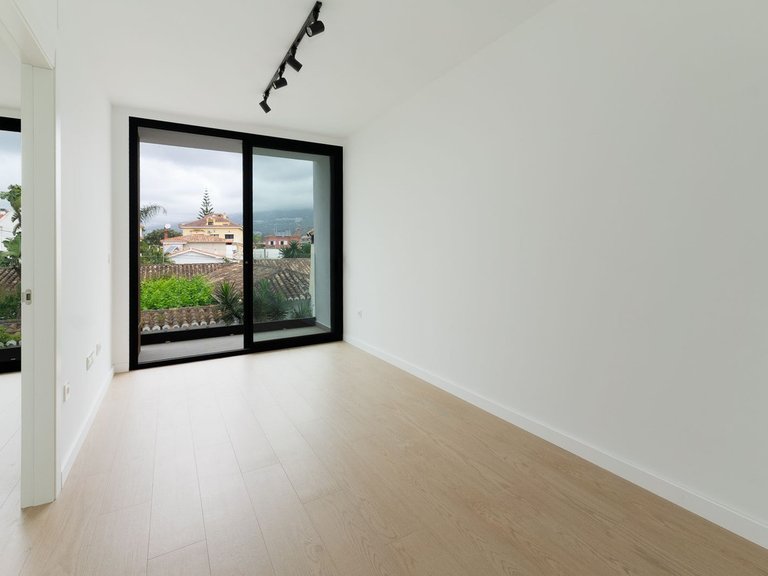 Apartment for Sale in Fuengirola, Malaga 9
