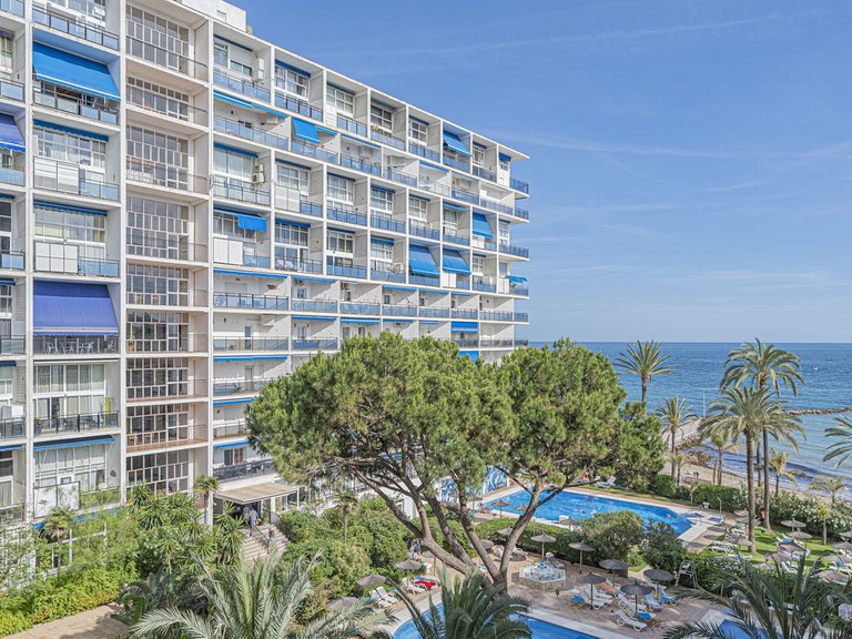 Apartment for Sale in Marbella, Malaga 1