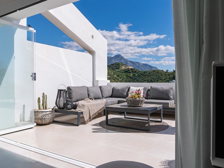 Apartment for Sale in La Quinta, Malaga 3