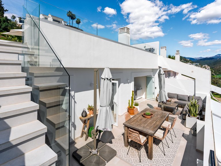 Apartment for Sale in La Quinta, Malaga 34