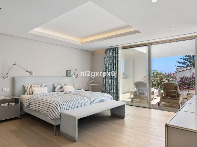 Villa for Sale in Marbella, Malaga 14