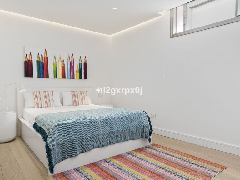 Villa for Sale in Marbella, Malaga 18