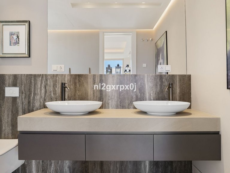 Villa for Sale in Marbella, Malaga 20
