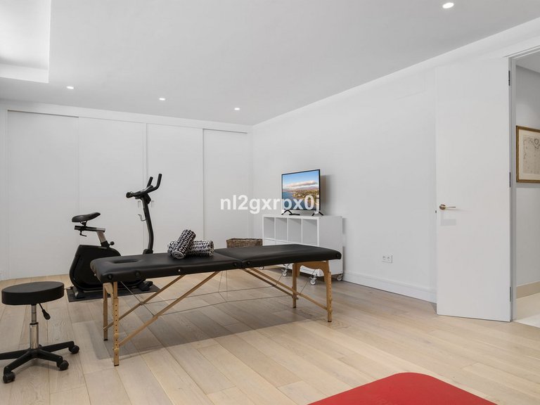 Villa for Sale in Marbella, Malaga 21