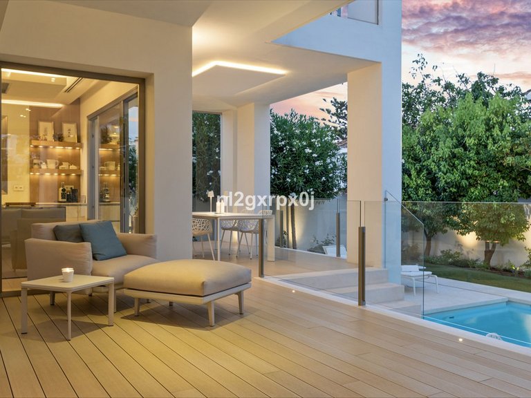Villa for Sale in Marbella, Malaga 35