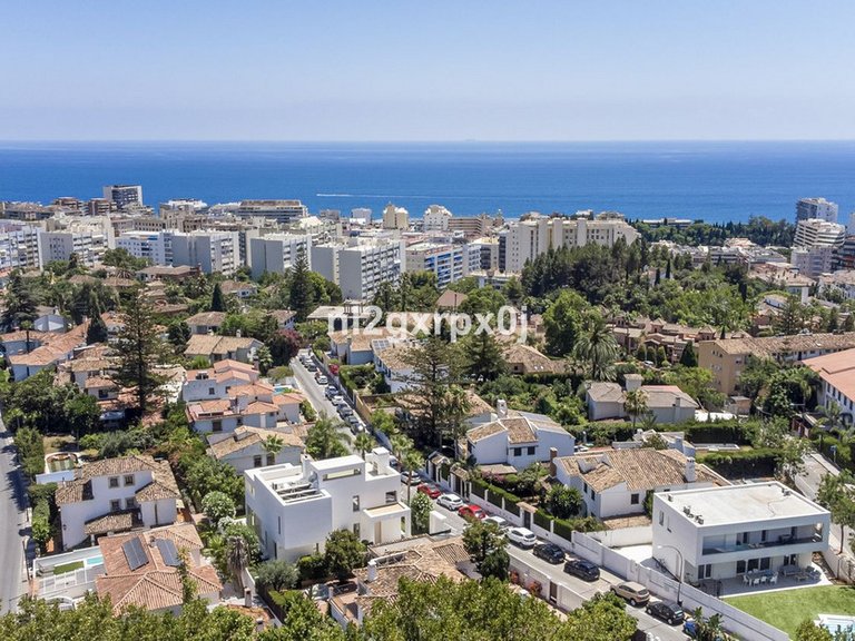 Villa for Sale in Marbella, Malaga 47