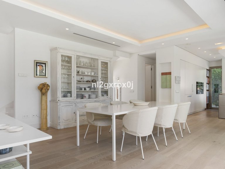 Villa for Sale in Marbella, Malaga 7