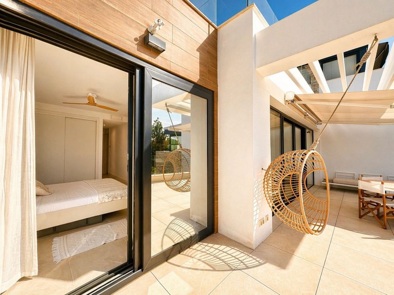 Apartment for Sale in Cabopino, Malaga 11