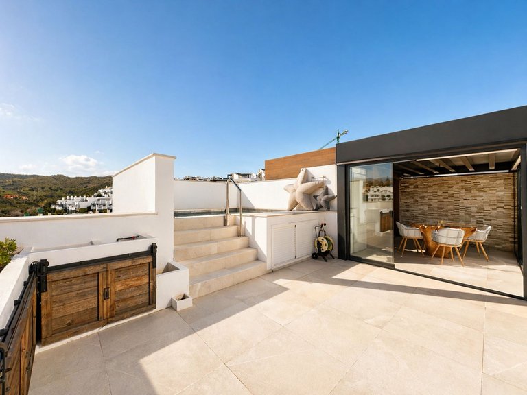 Apartment for Sale in Cabopino, Malaga 28