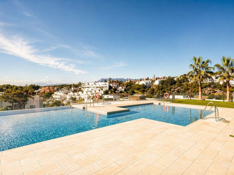 Apartment for Sale in Cabopino, Malaga 35