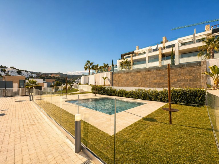 Apartment for Sale in Cabopino, Malaga 45
