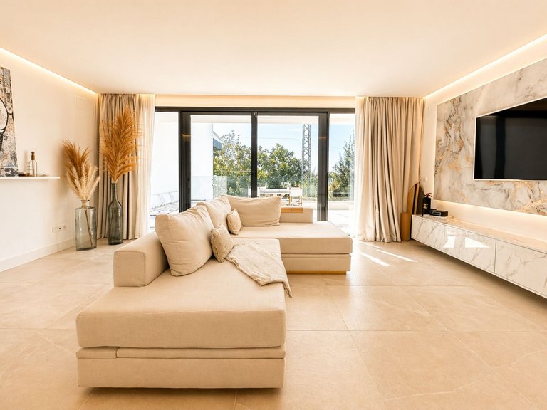 Apartment for Sale in Cabopino, Malaga 6