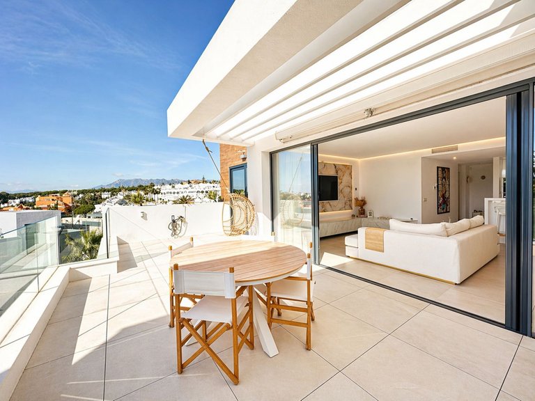 Apartment for Sale in Cabopino, Malaga 9