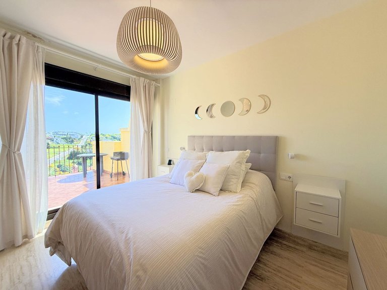Apartment for Sale in Estepona, Malaga 14