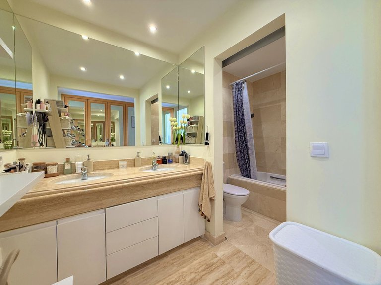 Apartment for Sale in Estepona, Malaga 19