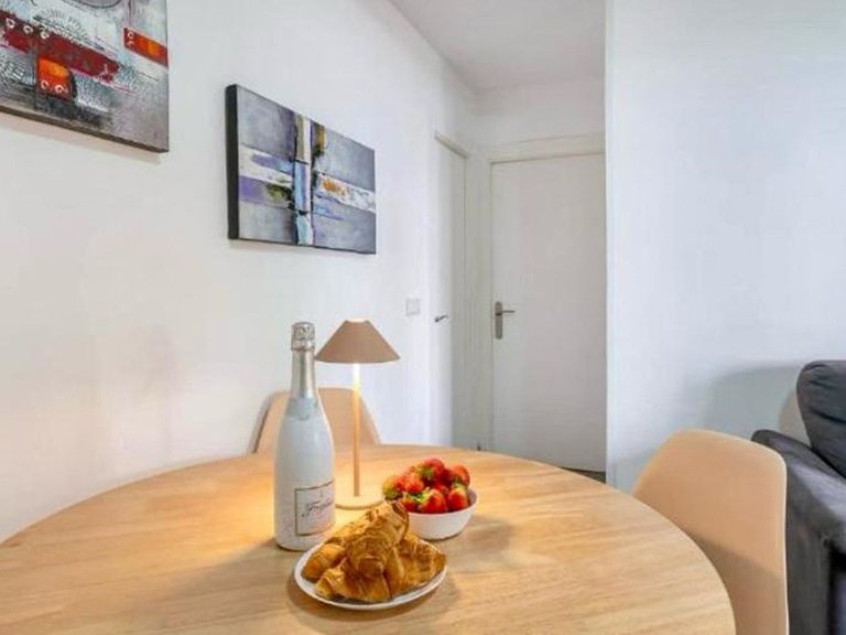 Apartment for Sale in Marbella, Malaga 16
