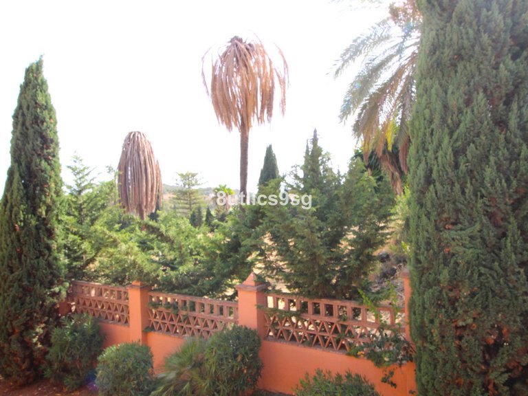 Apartment for Sale in Benahavís, Malaga 24