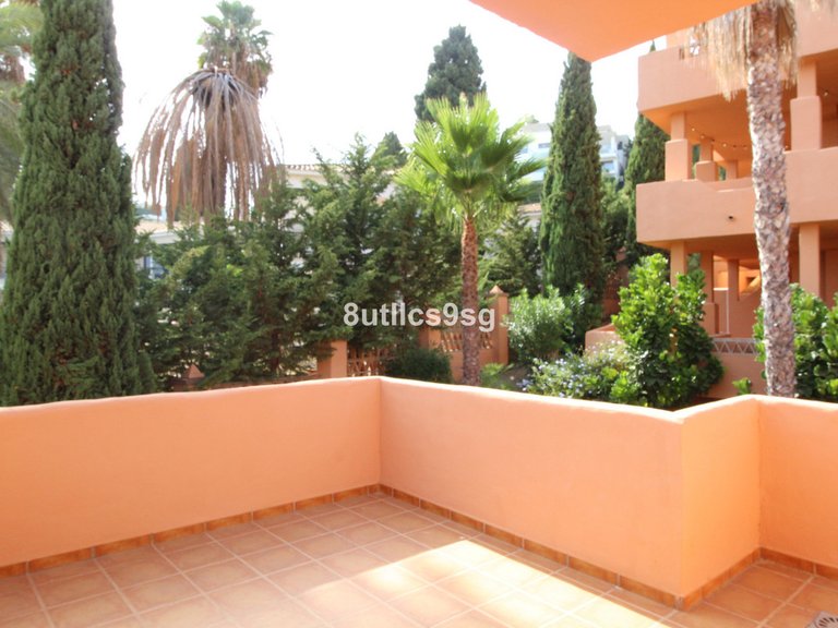 Apartment for Sale in Benahavís, Malaga 33