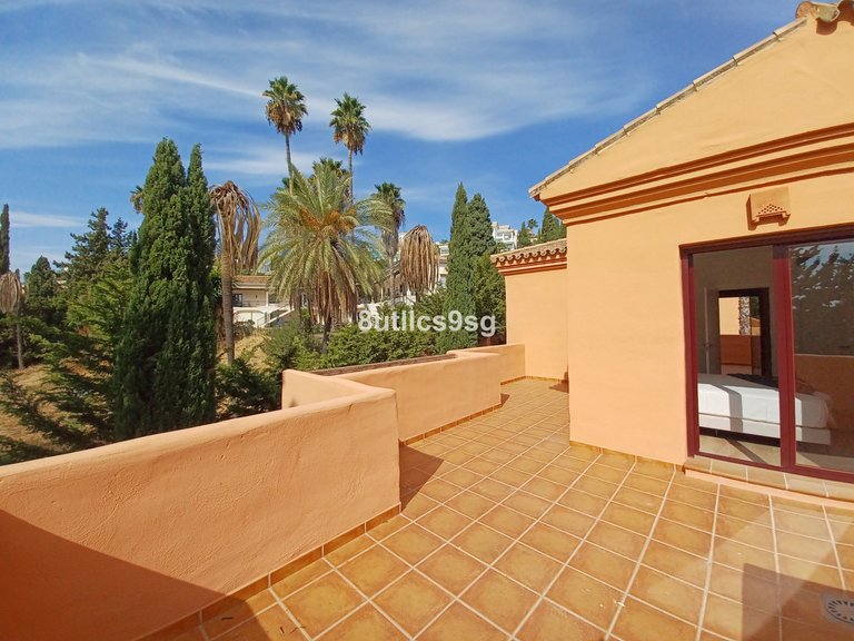 Apartment for Sale in Benahavís, Malaga 35