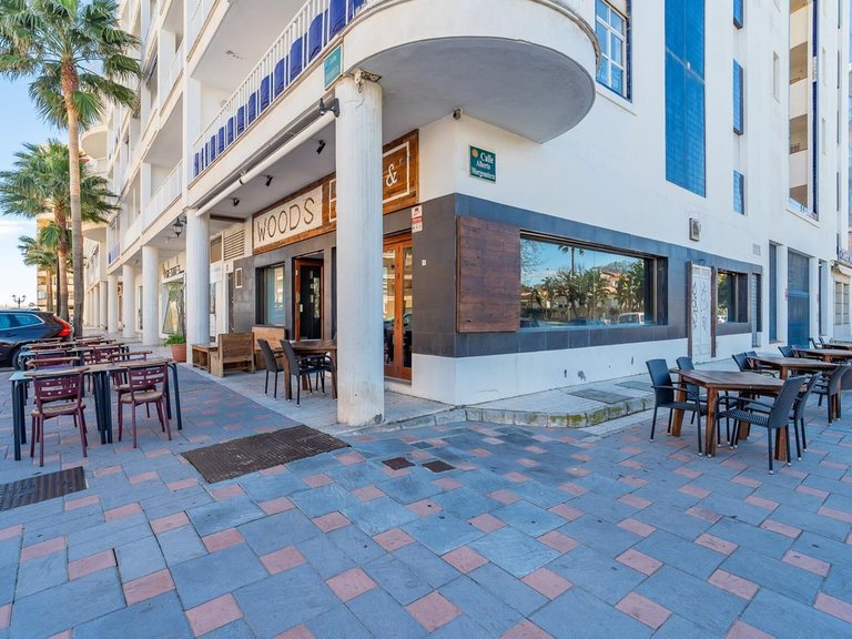 Commercial for Sale in Fuengirola, Malaga 26