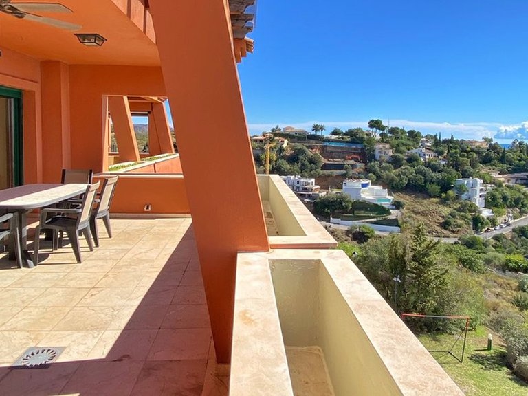 Apartment for Sale in El Rosario, Malaga 10
