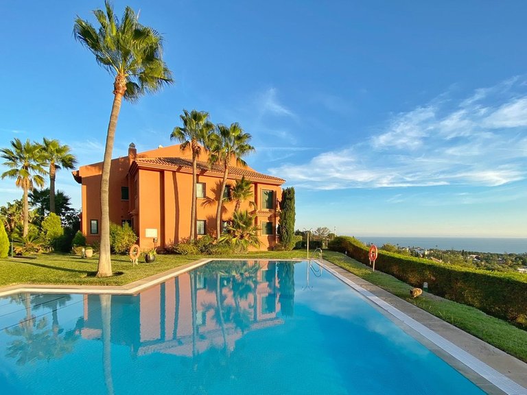 Apartment for Sale in El Rosario, Malaga 8