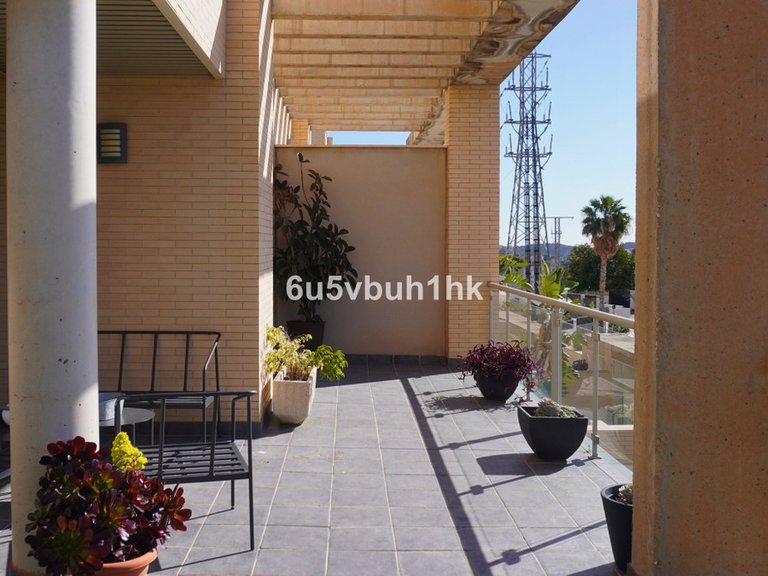 Villa for Sale in Málaga, Malaga 17