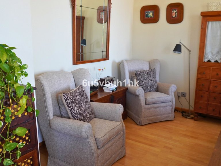 Villa for Sale in Málaga, Malaga 4