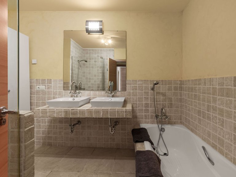 Apartment for Sale in Los Flamingos, Malaga 10