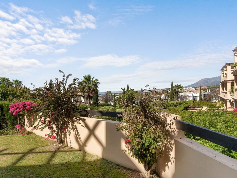 Apartment for Sale in Los Flamingos, Malaga 14