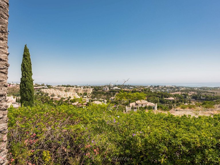 Apartment for Sale in Los Flamingos, Malaga 15