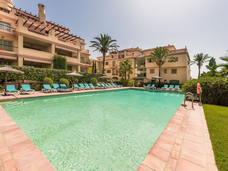 Apartment for Sale in Los Flamingos, Malaga 17