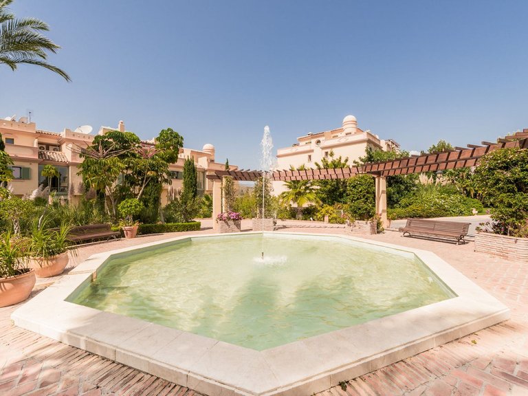 Apartment for Sale in Los Flamingos, Malaga 18