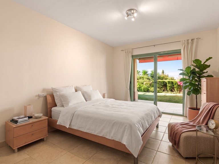 Apartment for Sale in Los Flamingos, Malaga 9