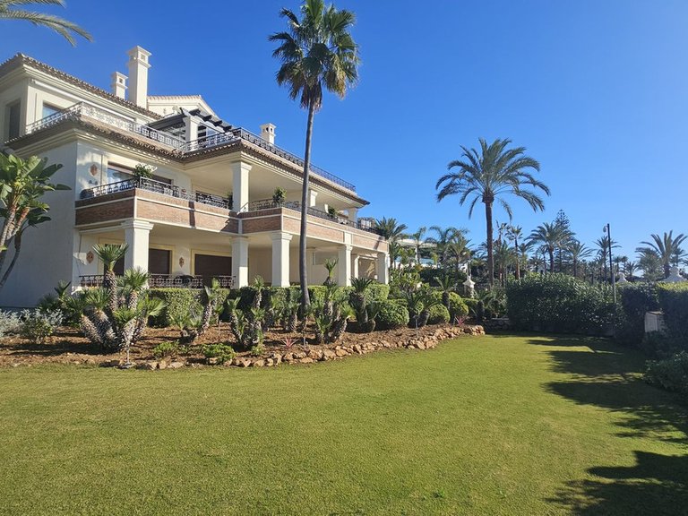 Apartment for Sale in Los Monteros, Malaga 16