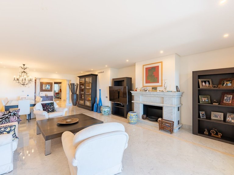 Apartment for Sale in Los Monteros, Malaga 3