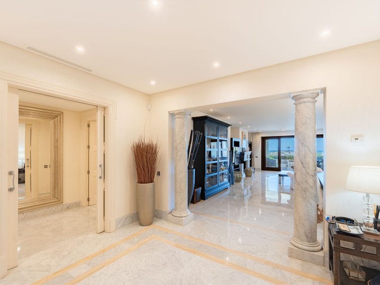 Apartment for Sale in Los Monteros, Malaga 9