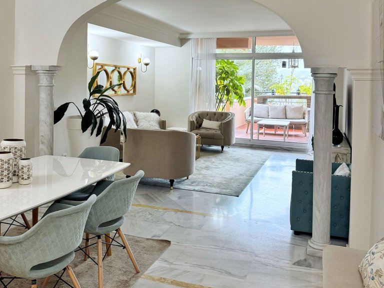 Apartment for Sale in Nueva Andalucía, Malaga 5