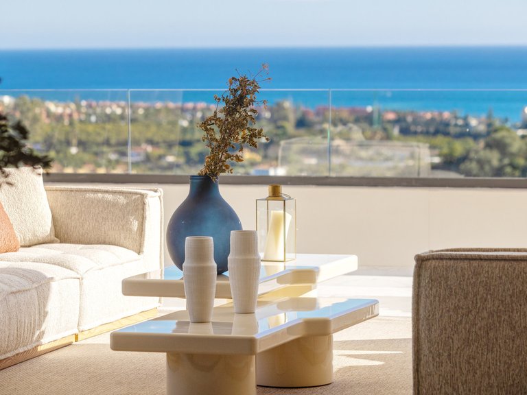 Apartment for Sale in New Golden Mile, Malaga 5