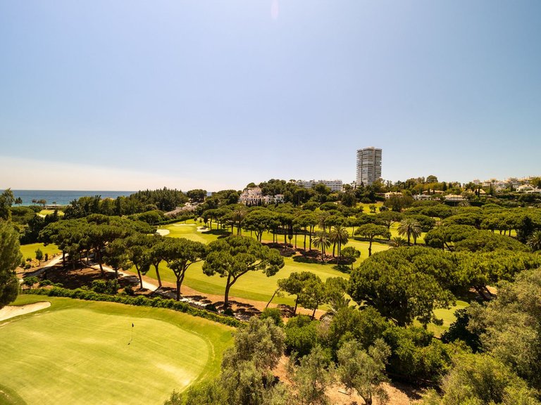 Apartment for Sale in Río Real, Malaga 1