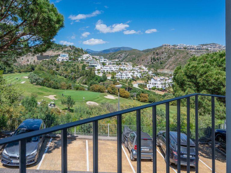 Apartment for Sale in Benahavís, Malaga 34