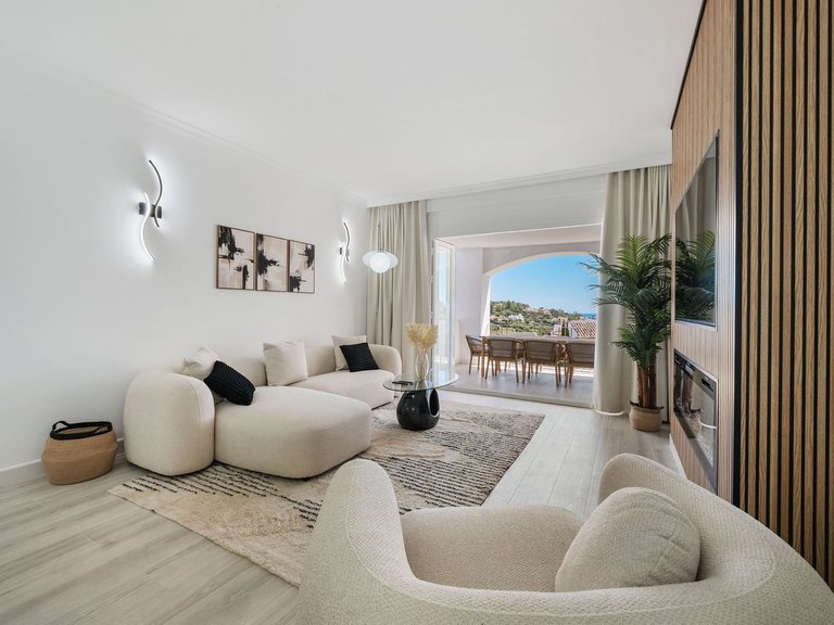 Apartment for Sale in Benahavís, Malaga 4